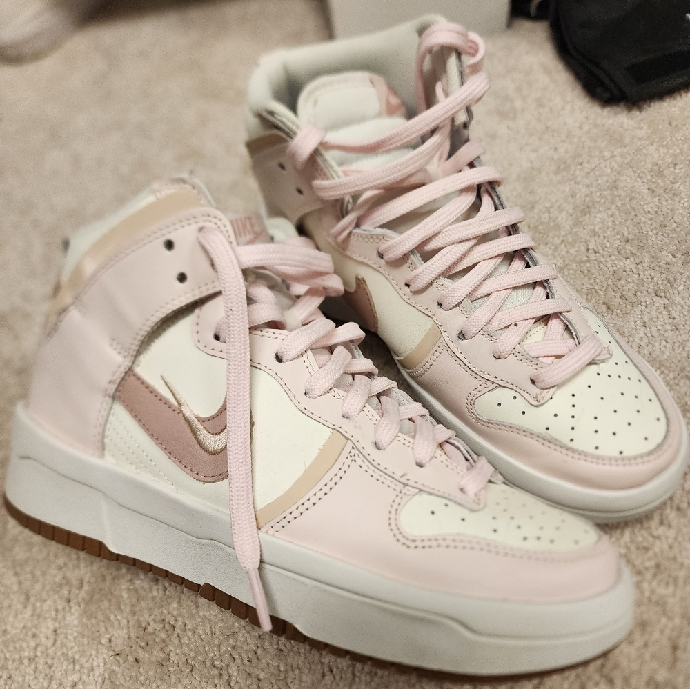 Nike High Dunks - Picture 2 of 6